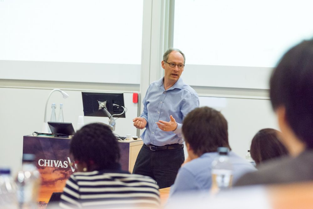 Prof Thomas Hellman